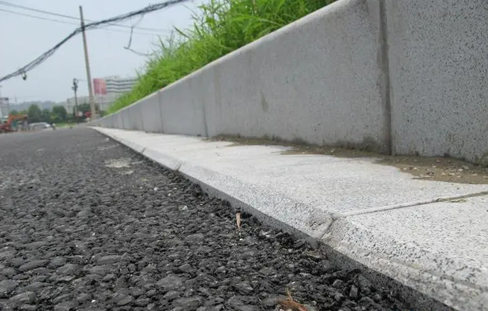 造成路边石破损的缘故原由有哪些????
?